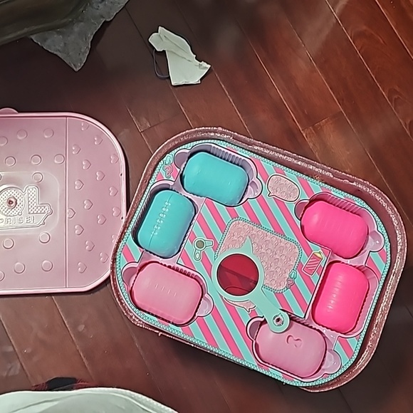 L.O.L Surprise! - Picture 17 of 17